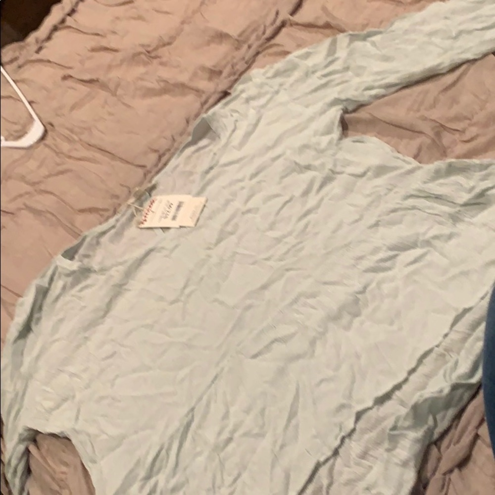 Light green long sleeve prairie top